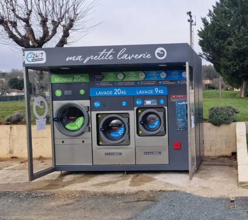 Réalisation d'un kiosque de laverie automatique Ma Petite Laverie